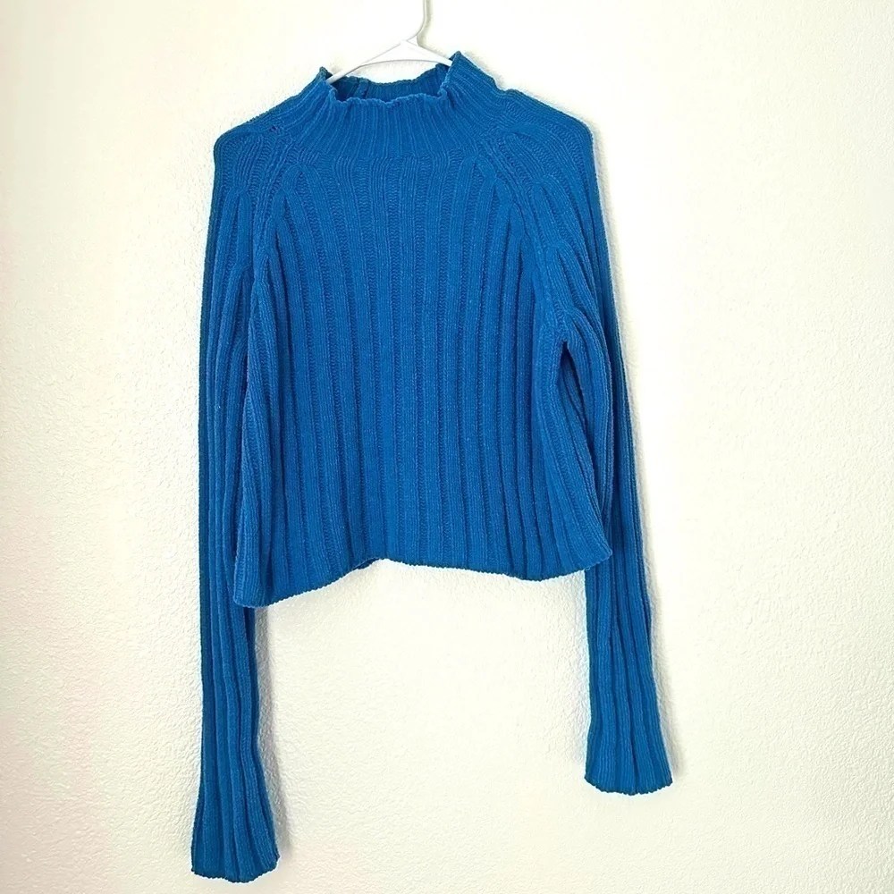 American Eagle Sweater Women’s M Blue Long Sleeve Mock Neck Knit Pullover - Picture 2 of 7